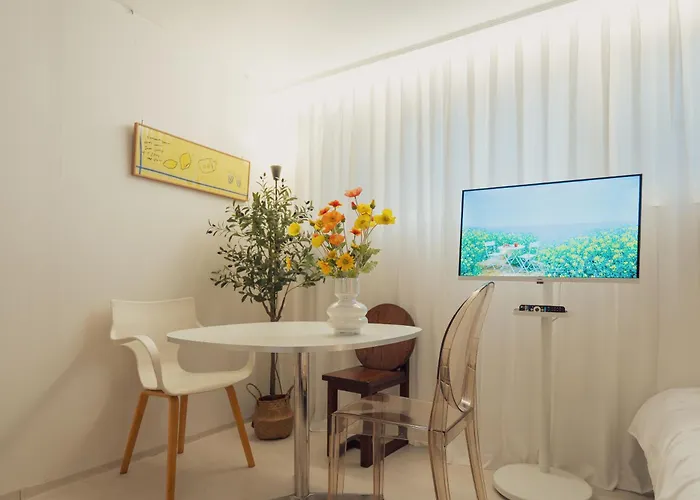 Bed & Breakfast Hello Hongdae Seoel
