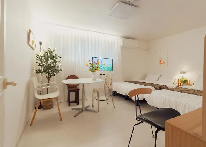 Hello Hongdae Bed & Breakfast 3*